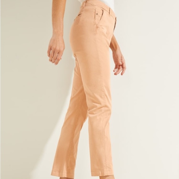 New GUESS Slim Straight Chino Jeans - Picture 3 of 9